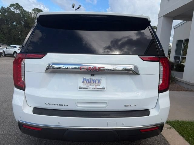 2023 GMC Yukon SLT
