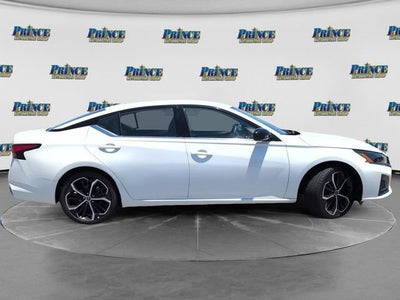 2025 Nissan Altima SR