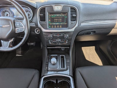 2021 Chrysler 300 Touring