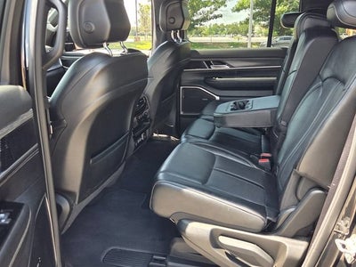 2024 Jeep Wagoneer L Series III