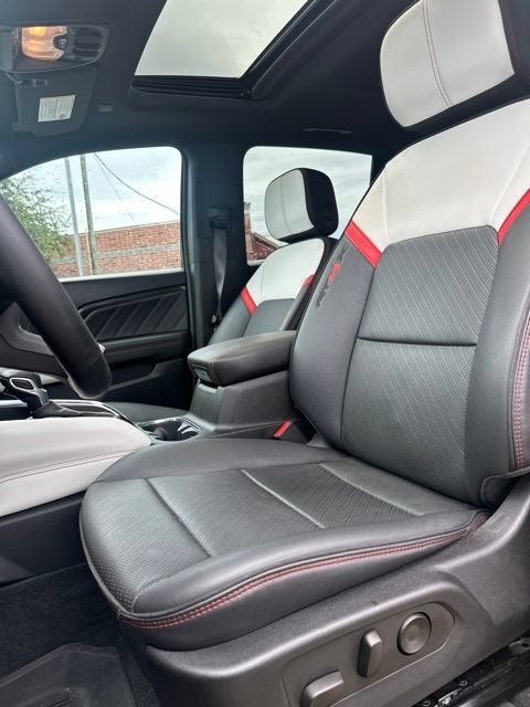 2023 GMC Canyon AT4X